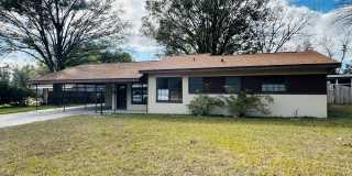 1904 DELAROCHE Drive W Gallery 1