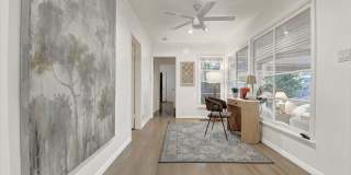 852 11th St Gallery 31