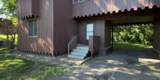 1514 N Timber Ridge Gallery 1