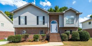 Beautifully Updated Carriage Hills Home – Modern Style, Great Location & 2-Car Garage! Gallery 1