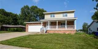 3 Bedroom with Finished Walk Out Basement! Gallery 1