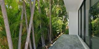 1401 NE 16th Avenue Gallery 34