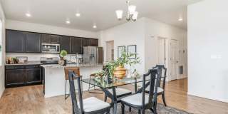 6818 Gateway Crossing Street Gallery 15