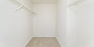 Oaks at Hampton Apartments Gallery 45