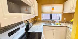 2 Bedroom 1.5 Bathroom 2 Parkings at Nuuanu Streamside Spacious Ground Floor Unit Available Now! Gallery 8