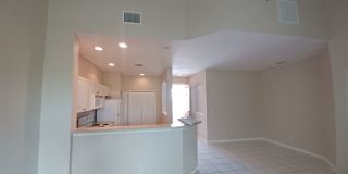 3/2 Condo in gated community off Colonial Blvd Gallery 3