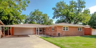 4924 17th St. Gallery 1