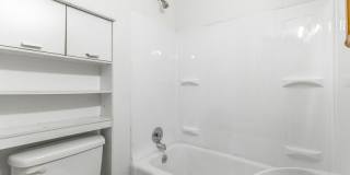 518 E Manning Street Gallery 12