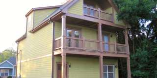 Five Bedroom Near Downtown Available for Pre-Lease! Gallery 1