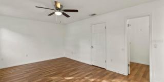 8413 SHADY GLEN Drive Gallery 17