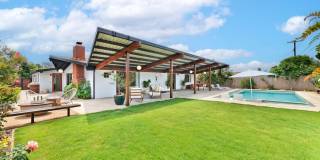 A Fully Furnished Modern Portfolio Home with a Large Backyard Oasis & 3 Comfortable Bedrooms! Gallery 26