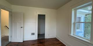 626 East Dayton Street Gallery 15