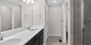 Charming 3BR Townhome in Denver Gallery 19