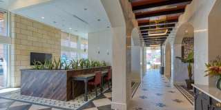 702 E 11th St Gallery 9