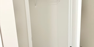 Fully Furnished 1 bedroom with Den! Short Term Lease Available Gallery 4