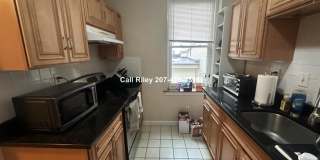 1427 Commonwealth Ave. Gallery 3