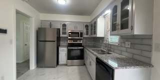 1208 South Mayview Avenue Gallery 9