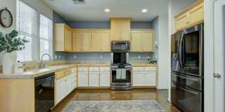 Experience the Best of Lincoln Crossing Living! — $500 Off First Month’s Rent if You Move In by 08/21! Gallery 11