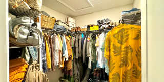 Beautiful Townhome in a perfect location Gallery 13