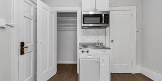 735 TAYLOR Apartments Gallery 5