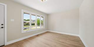 10439 S Drake Avenue Gallery 21