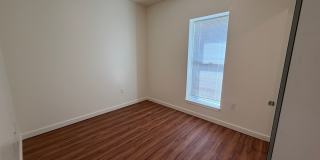 3 Bedroom 2 bath single family house Gallery 13