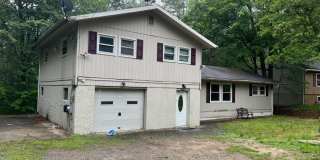 1002 Knollwood Drive Gallery 1