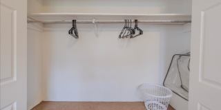 ANNUAL RENTAL - 3 Bed, 2 Bath Fully Furnished Home Gallery 19
