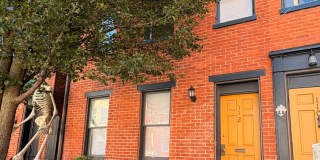 Two Bedroom, One bathroom House, Downtown Location Two Bedroom, One bathroom House, Downtown Location Gallery 1