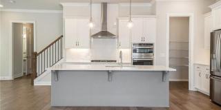 106 Basil Street Gallery 4