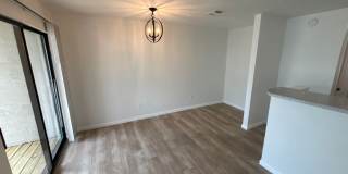 2 Bedroom 2 1/2 bath in the Lakes Townhome Community! Complete Remodel! Gallery 6
