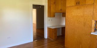 Welcome home to 933 Beck St! Gallery 17