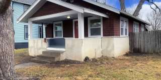 Charming 2-Bedroom Home with Hardwood Floors  Great Location Near Des Moines Gallery 1