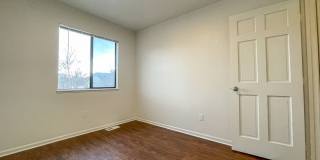 Renovated 3 bedroom 2 bathroom home in quiet Arvada neighborhood! Gallery 39