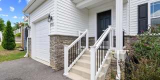 5707 LOWELL Street Gallery 3