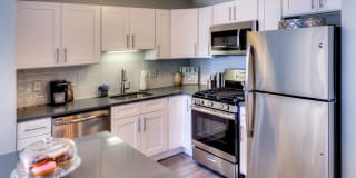 Grand Plaza Gallery 3