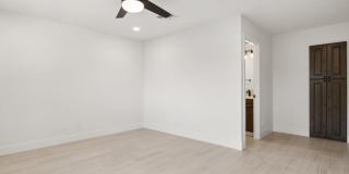 8719 E Columbus Avenue Gallery 17