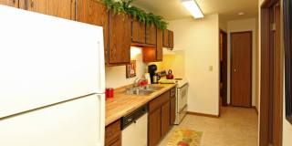 Deckner Manor Gallery 8