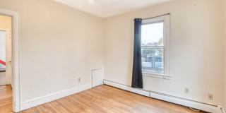 Newly Remodeled Spacious 3 Bedroom Apartment Gallery 13