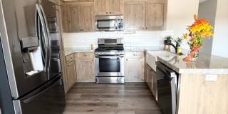 **COMING SOON ** 3 Bed 2 Bath Home Gallery 6