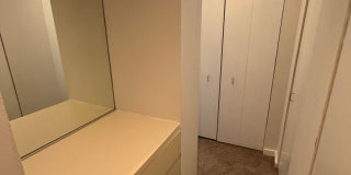 Studio Apartment in Old City, Philadelphia Gallery 12