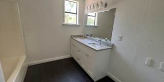 Cute 3-bedroom, 2-bath Gallery 11