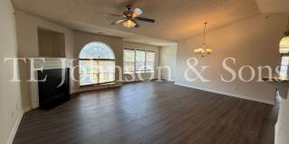 Lovely 2 Bedroom Condo Off Hwy 150 Gallery 1