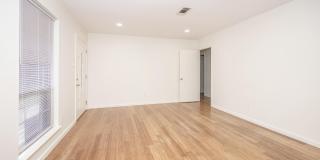 1213 King Henry Drive Gallery 50