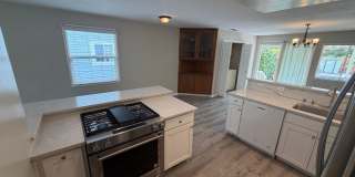 2 bedroom | 1 bathroom | Single family home with pool + detached room & full bathroom Gallery 13