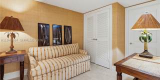 430 Grand Bay Dr Gallery 9