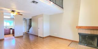 Very Nice 1bd/1bth Condo in gated complex w/ swimming pool! Gallery 1