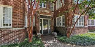 340 North McLean Boulevard 340 North McLean Boulevard Gallery 1