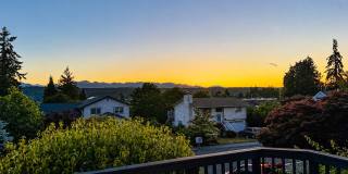 Charming and Bright 3 bed in Convenient Poulsbo community with amazing views! Gallery 4