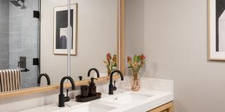 The Clara Gallery 11